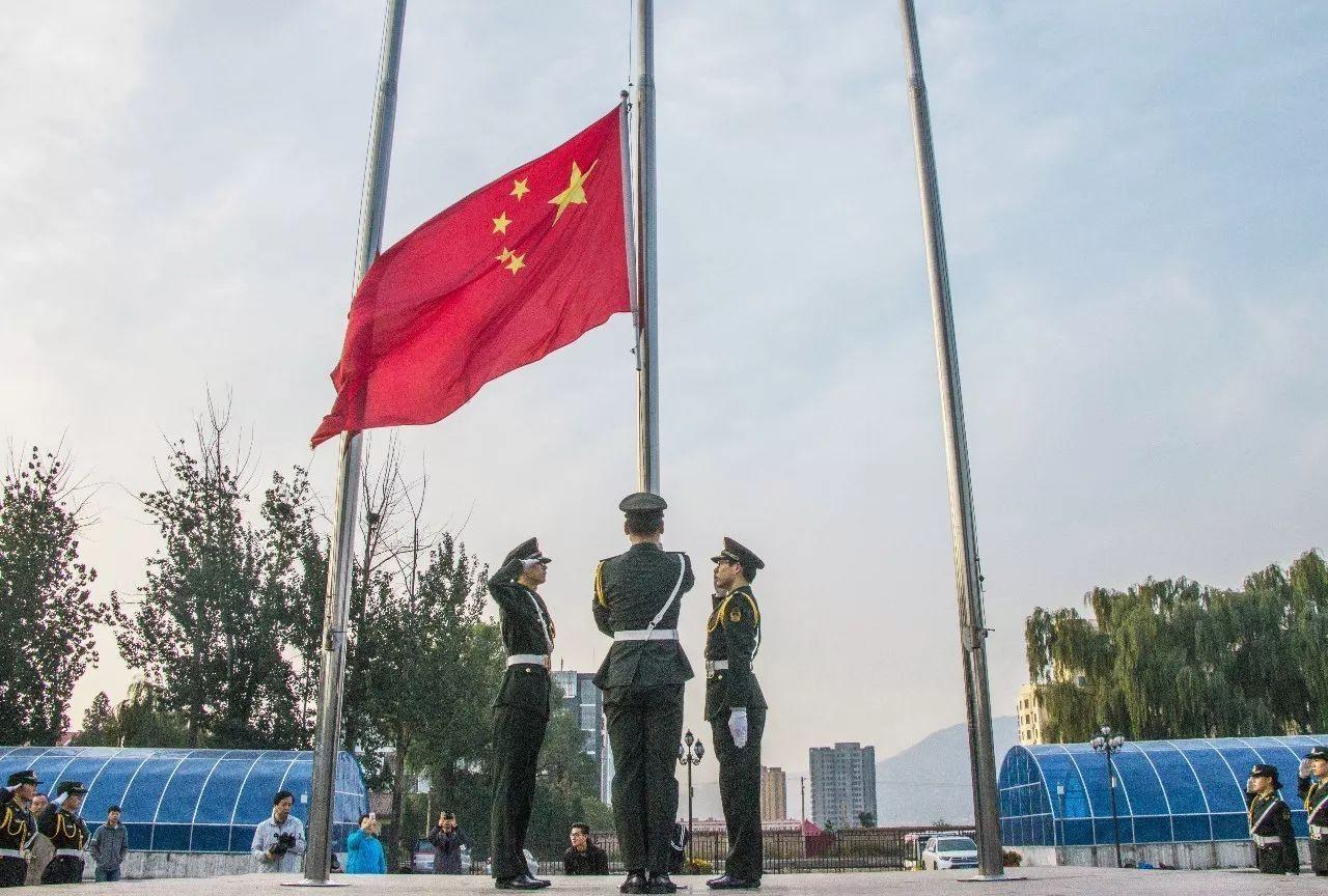桑切斯：穆帅是世界最佳教练之一，但他总搞得球员没信心