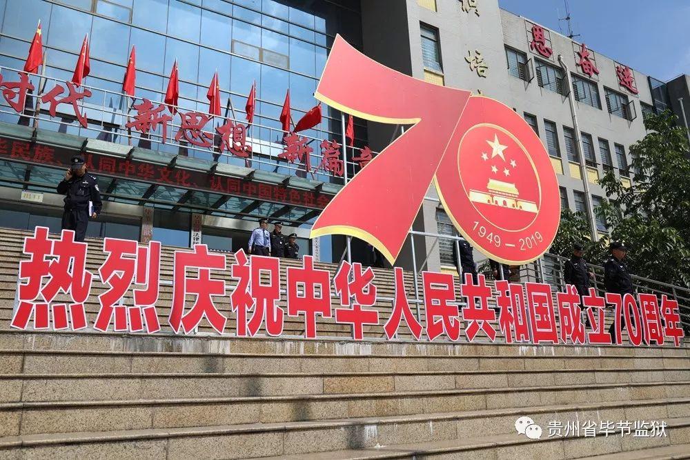 丰城：开展“奇思‘庙'想童趣会集”新年庙会活动