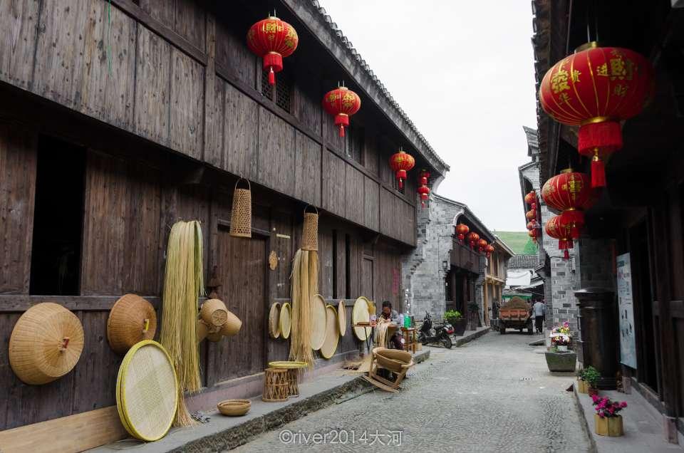 吴宣仪第一部戏就被吐槽演技浮夸，这会不会影响她的前程？